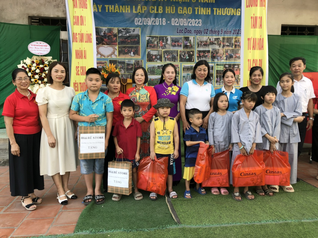 Câu lạc bộ hũ gạo tình thương: Thực hiện các hoạt động thiện nguyện với số tiền gần 1,7 tỷ đồng