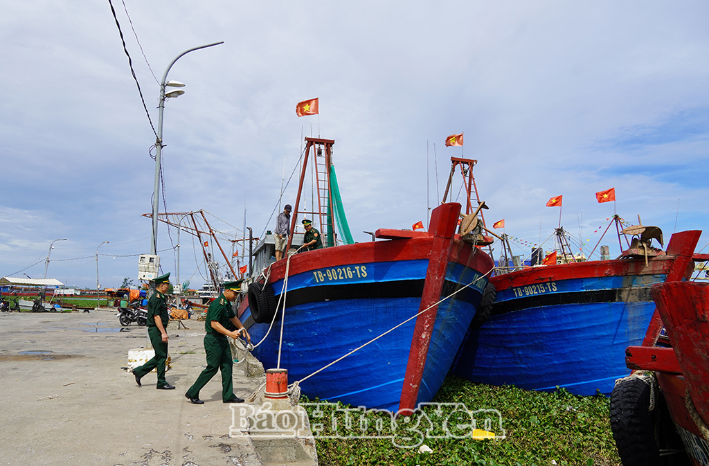 Giữ bình yên nơi cửa biển Diêm Điền