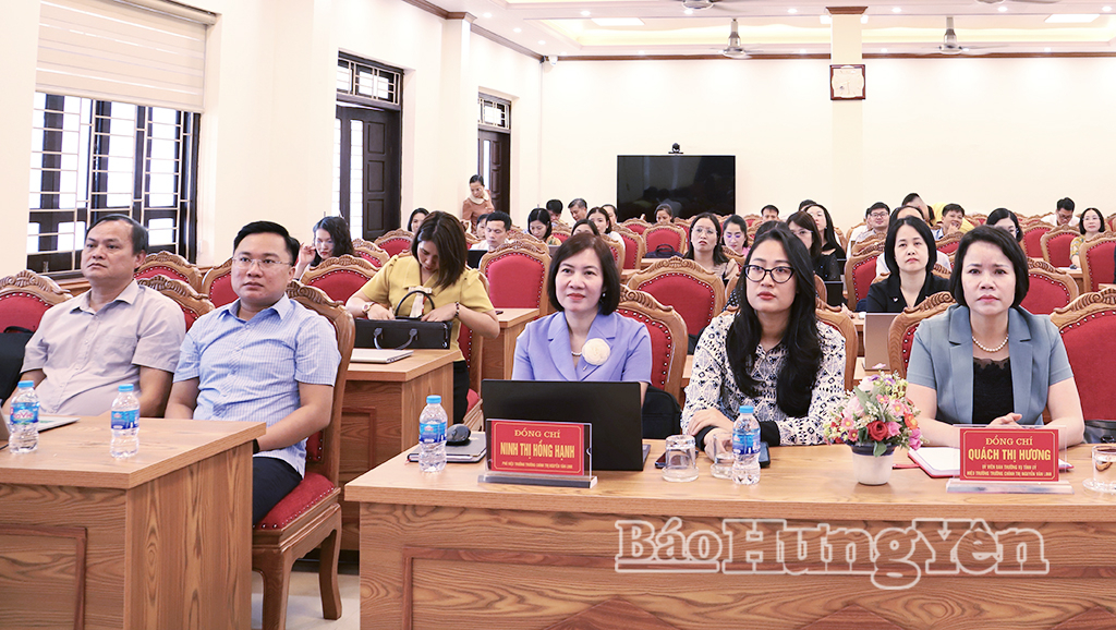 Tập huấn ứng dụng phần mềm trí tuệ nhân tạo tại Trường Chính trị Nguyễn Văn Linh