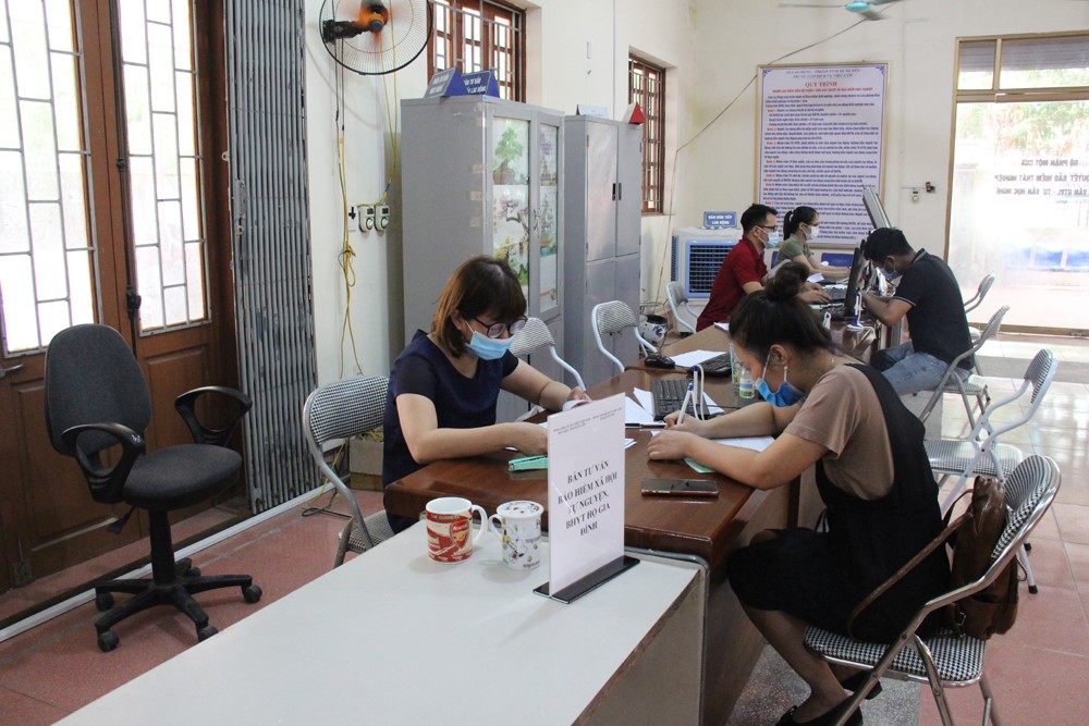 Bảo hiểm xã hội tỉnh: Đẩy mạnh thực hiện chi trả không dùng tiền mặt