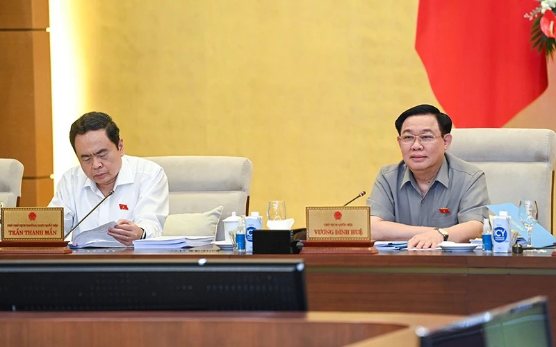 Thảo luận 18 nhóm nội dung trọng tâm trước khi trình Quốc hội