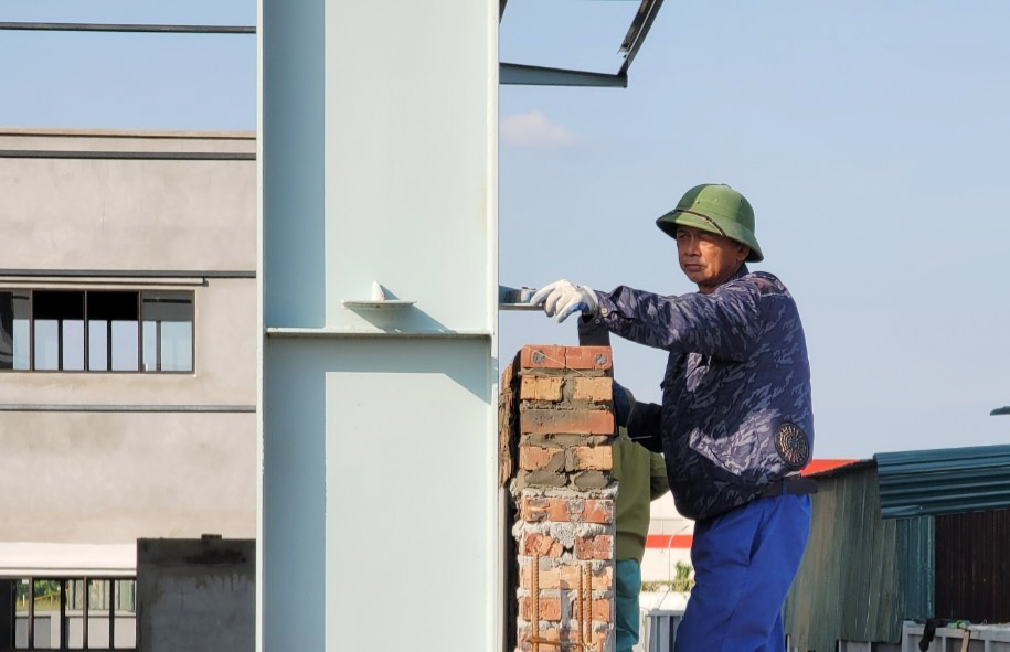 Niềm vui người thợ xây dựng