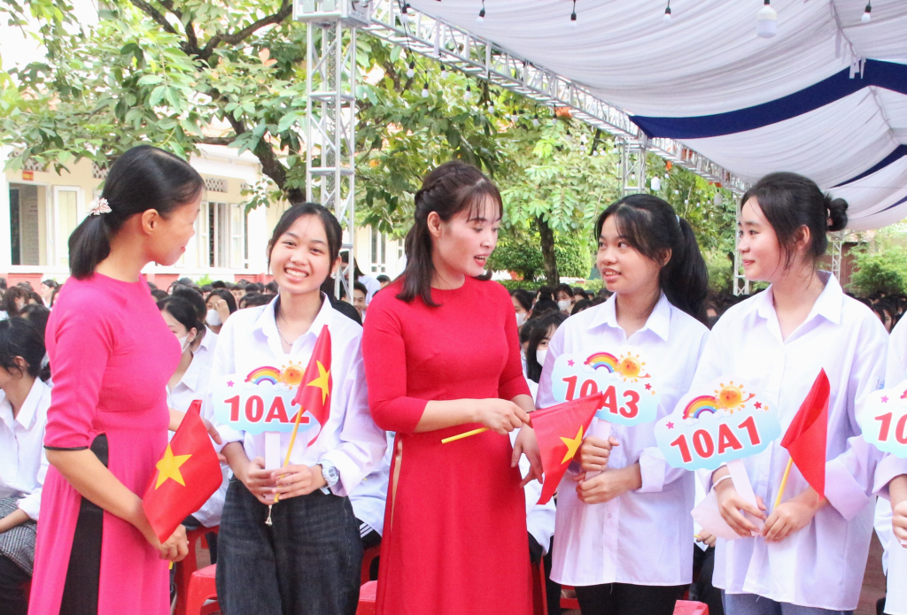 Thực hiện đồng bộ, hiệu quả chính sách tinh giản biên chế