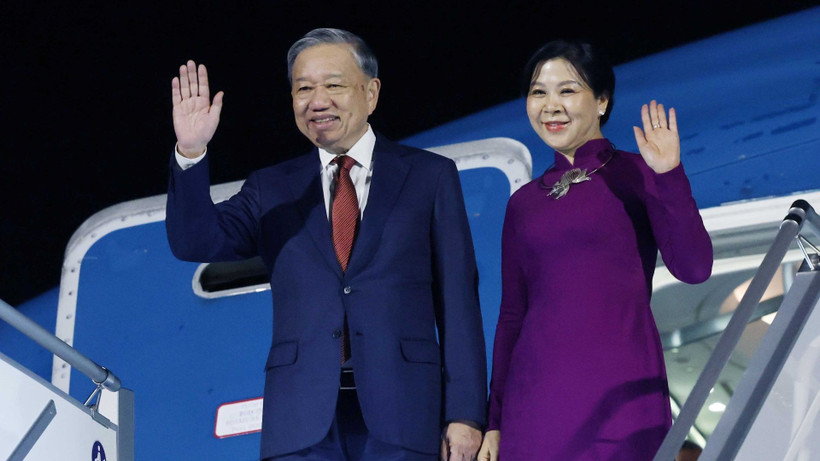 Tổng Bí thư Tô Lâm và Phu nhân bắt đầu chuyến thăm chính thức Bulgaria