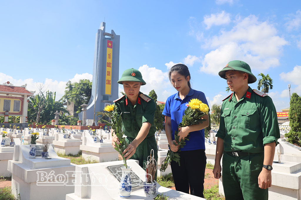 Phong trào thi đua “Dân vận khéo” trong lực lượng vũ trang