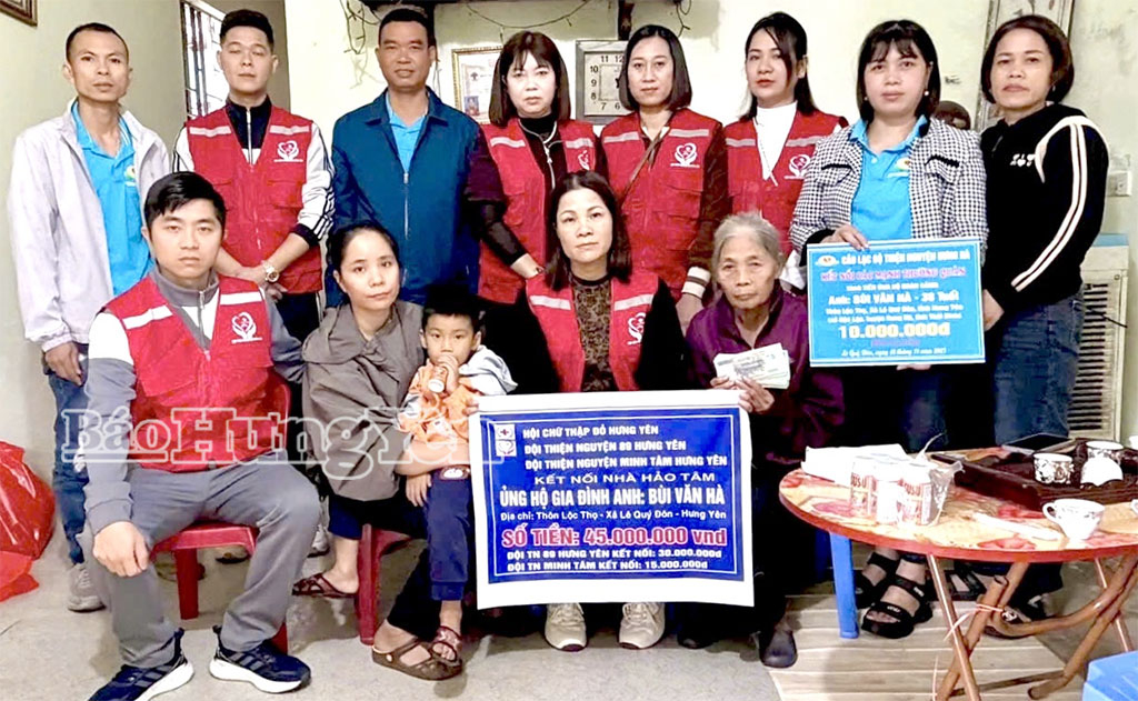 Trao hỗ trợ hơn 55 triệu đồng cho gia đình có hoàn cảnh khó khăn ở xã Lê Quý Đôn