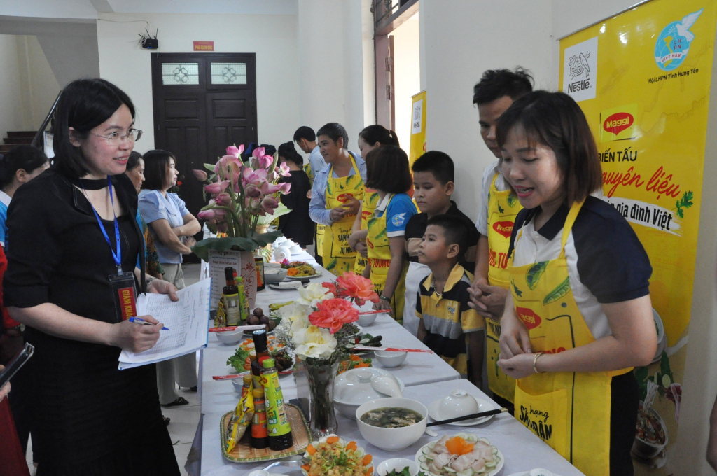 Tỏa sáng phẩm chất “Tự tin, tự trọng, trung hậu, đảm đang”