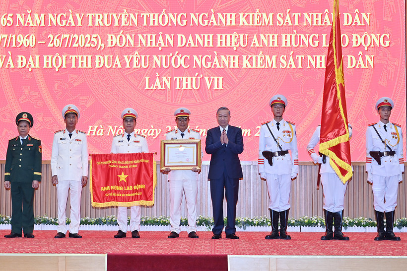 Ngành kiểm sát nhân dân phải luôn bám sát nhiệm vụ chính trị của đất nước