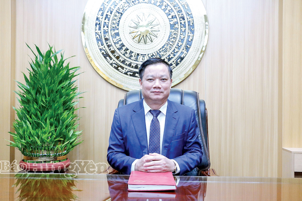 Đẩy mạnh các phong trào thi đua yêu nước, phấn đấu xây dựng tỉnh Hưng Yên giàu mạnh, văn minh, phát triển bền vững, trở thành tỉnh công nghiệp hiện đại, cực tăng trưởng