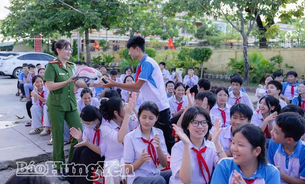 Trang bị kiến thức pháp luật cho thế hệ trẻ