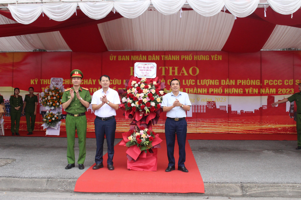 Thành phố Hưng Yên, huyện Phù Cừ : Hội thao kỹ thuật chữa cháy và cứu nạn, cứu hộ năm 2023