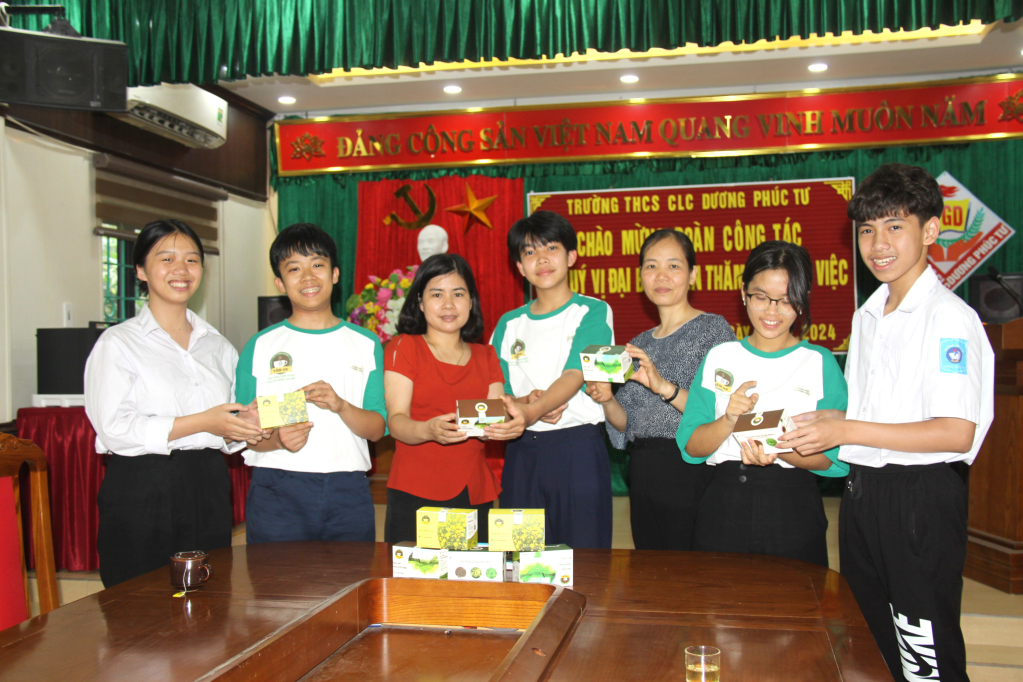 Gặp gỡ nhóm tác giả đạt giải Nhì cuộc thi “Học sinh, sinh viên với ý tưởng khởi nghiệp” quốc gia