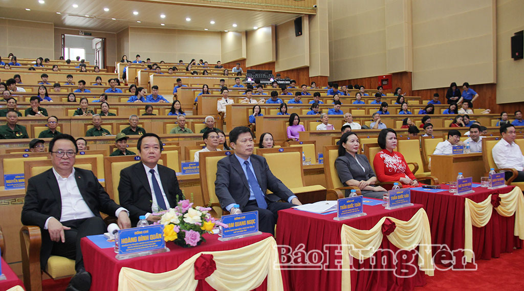 Xây dựng lý tưởng sống cao đẹp, bồi đắp tình yêu quê hương, niềm tự hào về thế hệ “thanh niên Hưng Yên thời đại mới”