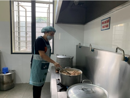 Bảo đảm an toàn thực phẩm tại bếp ăn trường học