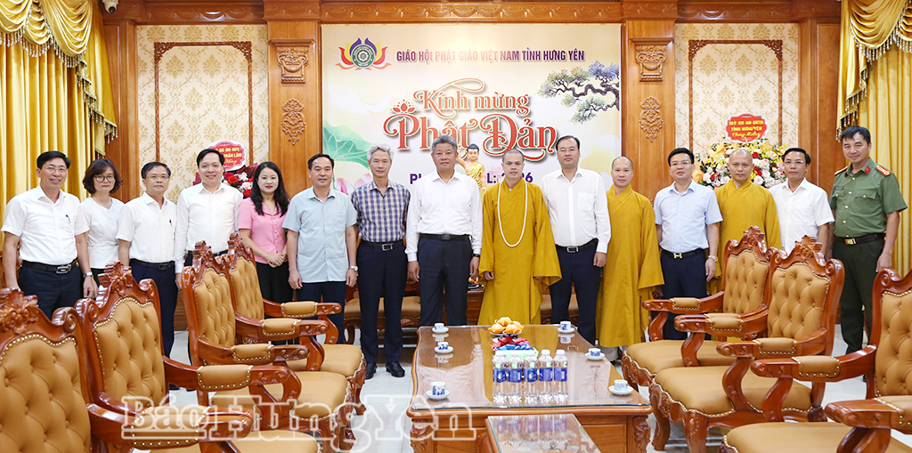 Đồng chí Nguyễn Mạnh Quyền, Phó Bí thư Tỉnh ủy, Chủ tịch UBND tỉnh thăm, chúc mừng chức sắc Phật giáo nhân dịp Nhân dịp Đại lễ Phật đản Phật lịch 2570 - dương lịch 2026