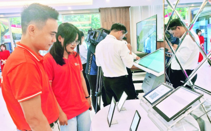 Cần những giải pháp mới để chống xuất bản phẩm lậu, giả