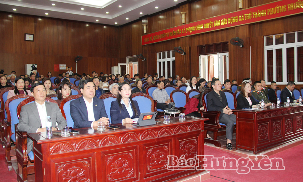 Hội nghị tiếp xúc giữa cử tri với người ứng cử đại biểu HĐND tỉnh khóa XVIII, đơn vị bầu cử số 2