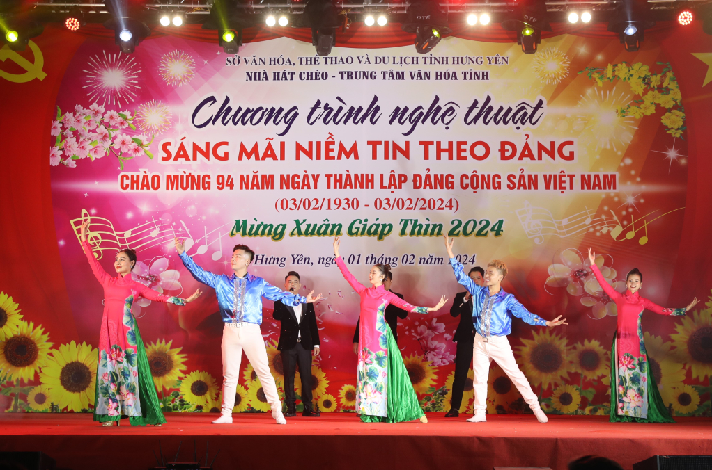 Chương trình nghệ thuật “Sáng mãi niềm tin theo Đảng”