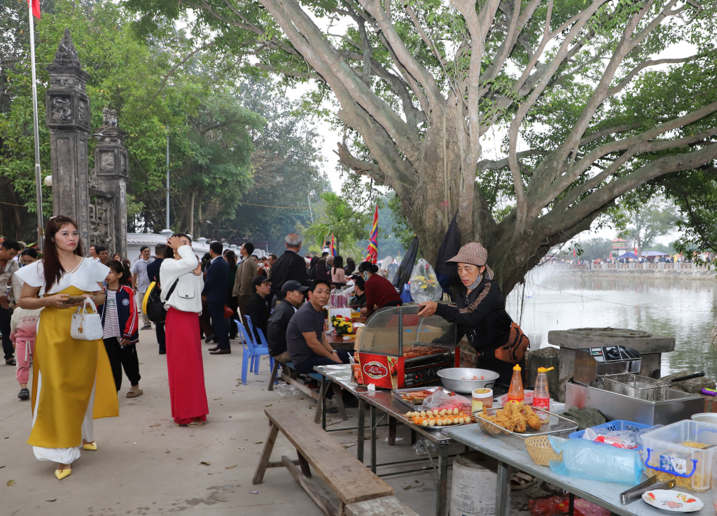 Bảo đảm an toàn thực phẩm mùa lễ hội