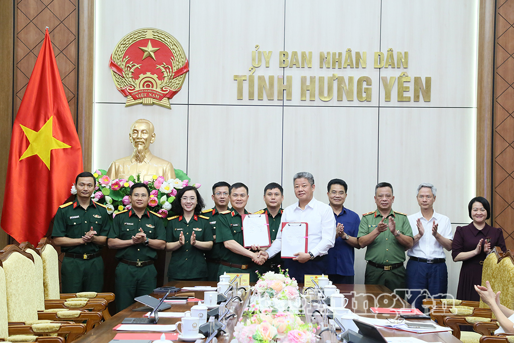 Hưng Yên - Viettel ký kết hợp tác phát triển khoa học, công nghệ và chuyển đổi số 