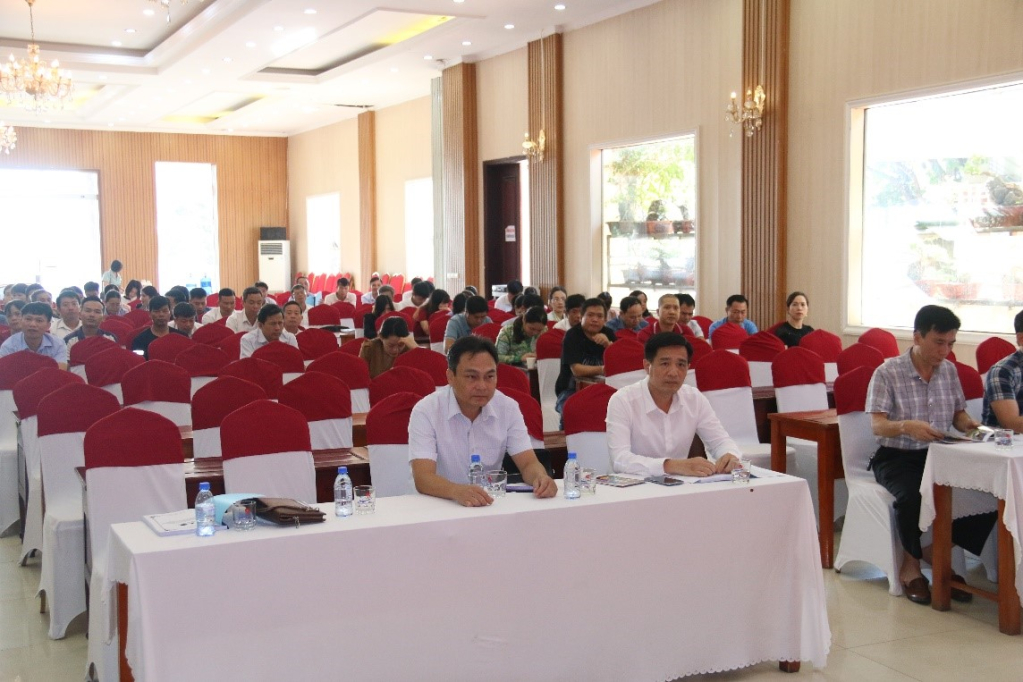 Tập huấn pháp luật về di sản văn hóa và dịch vụ karaoke, vũ trường