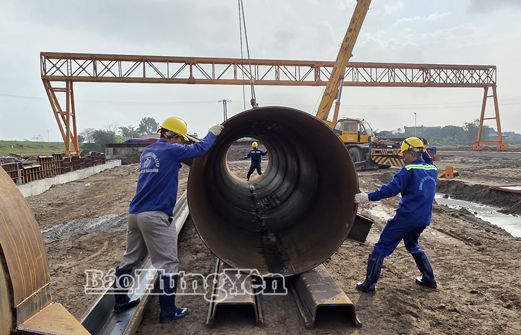 Tăng tốc thi công các công trình giao thông trọng điểm