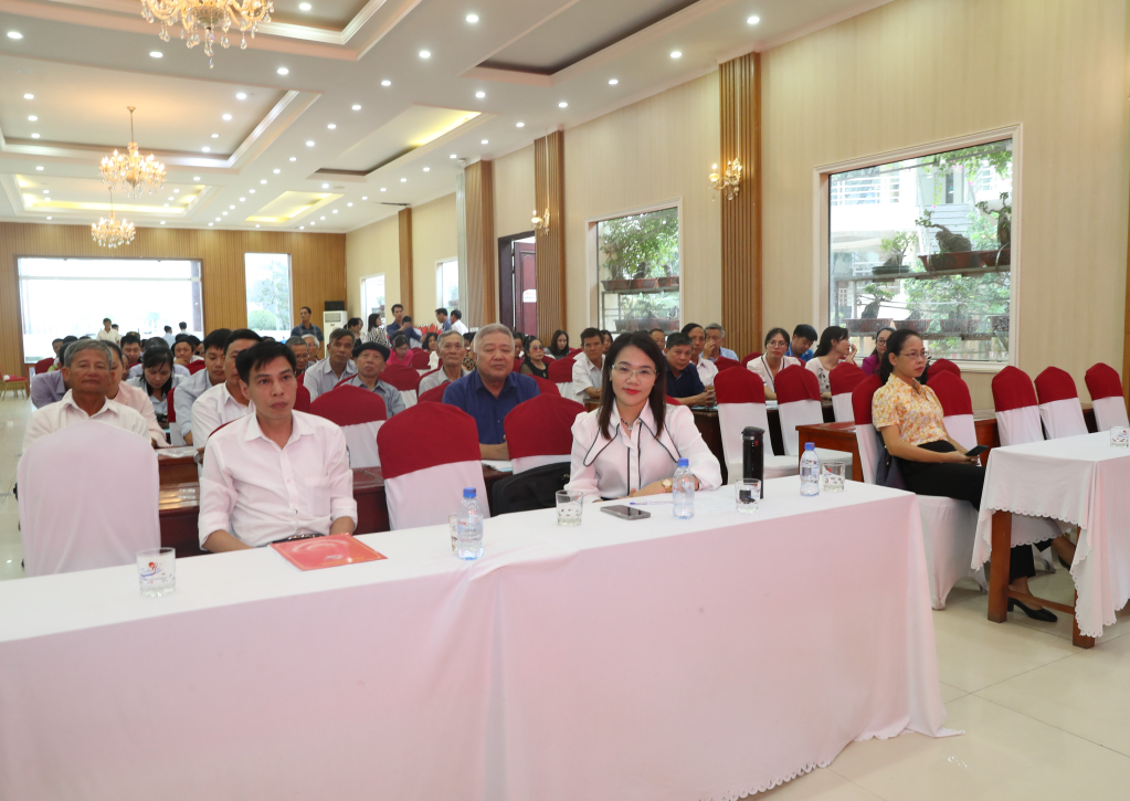 Tập huấn nghiệp vụ hướng dẫn viên du lịch tại điểm năm 2023