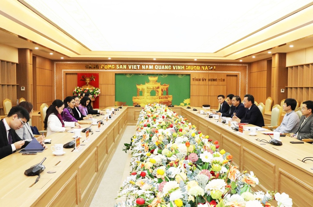 Đồng chí Bí thư Tỉnh ủy Nguyễn Hữu Nghĩa tiếp và làm việc với Đại sứ Vương quốc Thái Lan tại Việt Nam