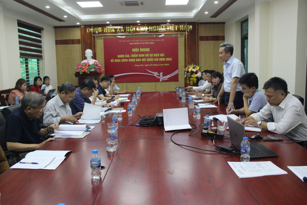 Đánh giá, thẩm định hồ sơ hiện vật đề nghị công nhận bảo vật Quốc gia năm 2023