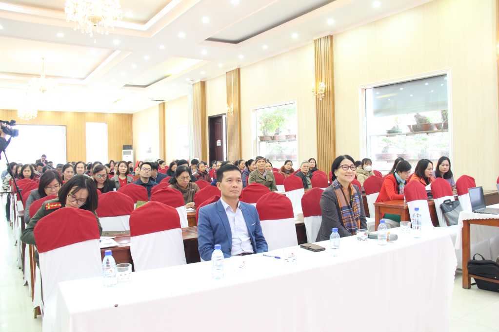 Tập huấn nâng cao năng lực công tác bình đẳng giới, tăng cường quyền năng và tạo cơ hội cho phụ nữ, trẻ em