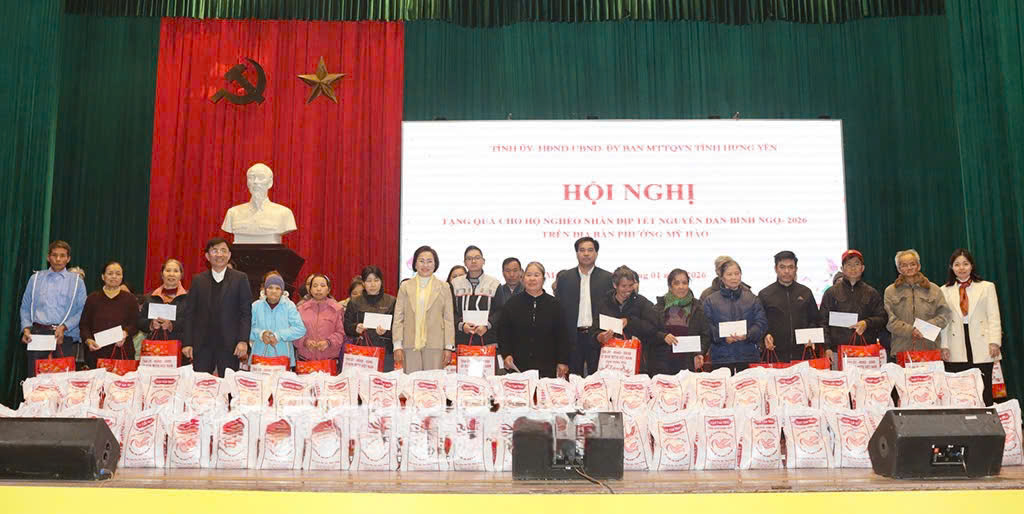 Hội nghị tặng quà Tết cho người nghèo, người có hoàn cảnh khó khăn trên địa bàn phường Mỹ Hào