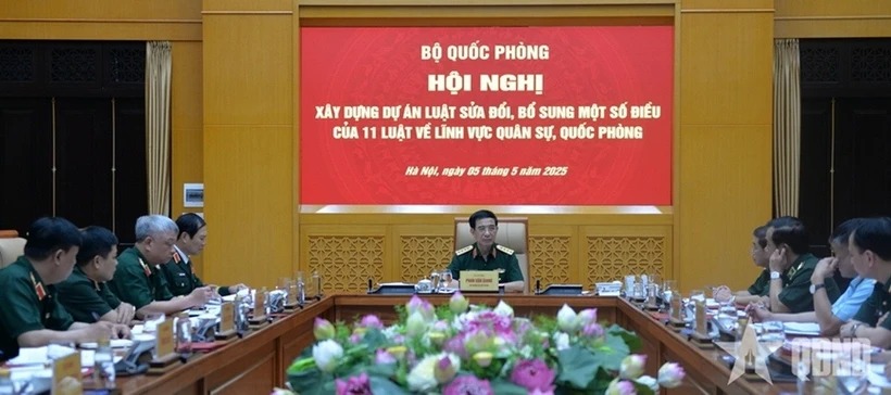 Xây dựng, hoàn thiện dự án luật về lĩnh vực quân sự, quốc phòng