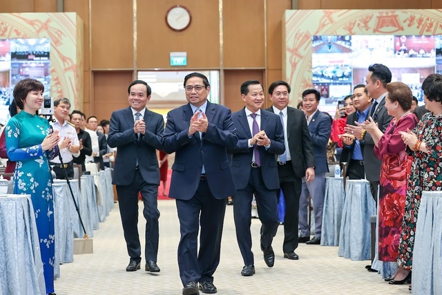 Xây dựng và phát triển cộng đồng doanh nghiệp, doanh nhân hùng mạnh và đoàn kết