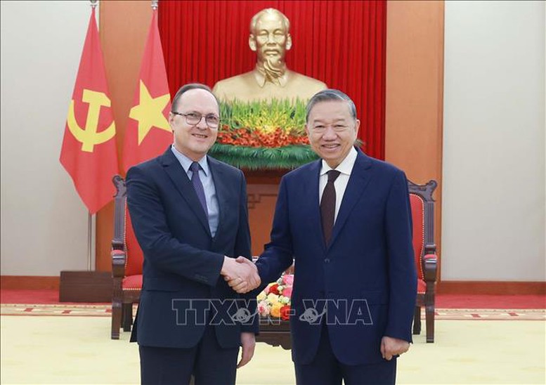 Tổng Bí thư Tô Lâm tiếp Đại sứ Liên bang Nga tại Việt Nam