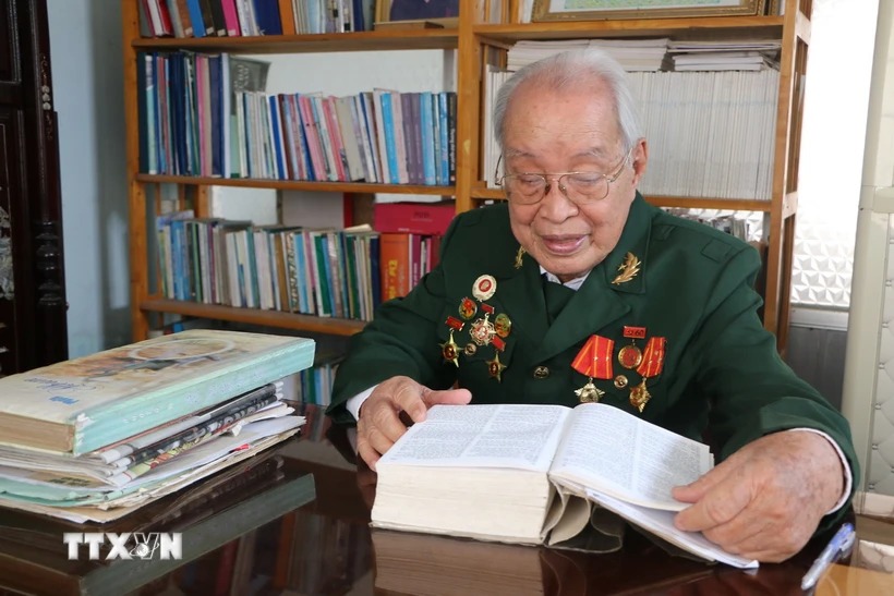 Cựu chiến binh Hoàng Văn Hiển: 