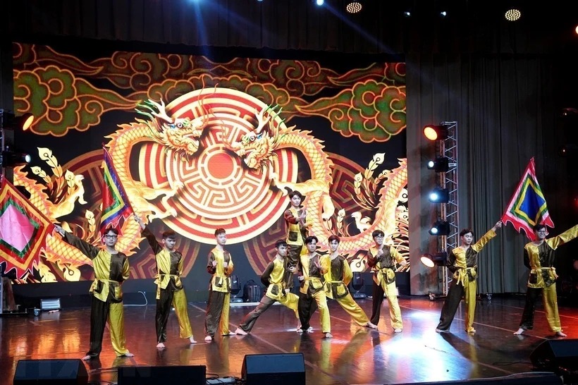 Sinh viên Việt Nam tích cực quảng bá văn hóa truyền thống dân tộc