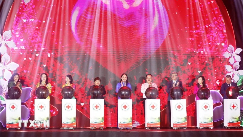 Quyền Chủ tịch nước dự phát động Tháng Nhân đạo cấp Quốc gia năm 2024