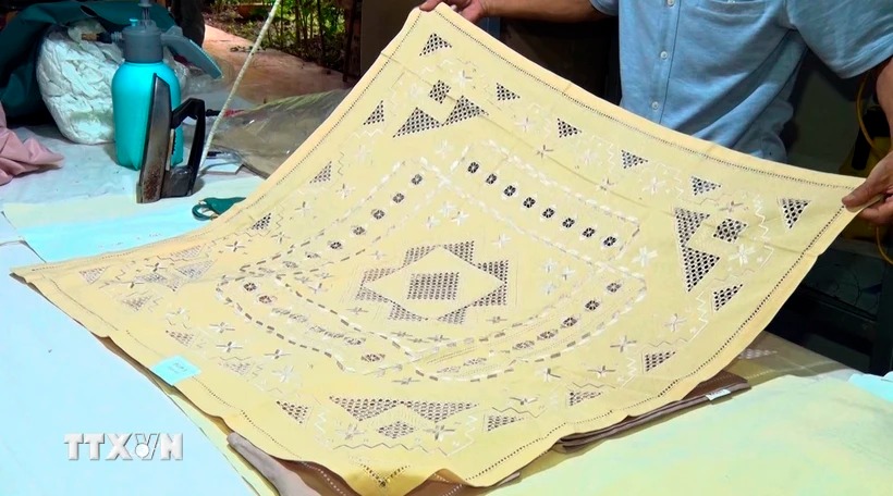 Bảo vệ và phát huy giá trị Di sản Văn hóa phi Vật thể