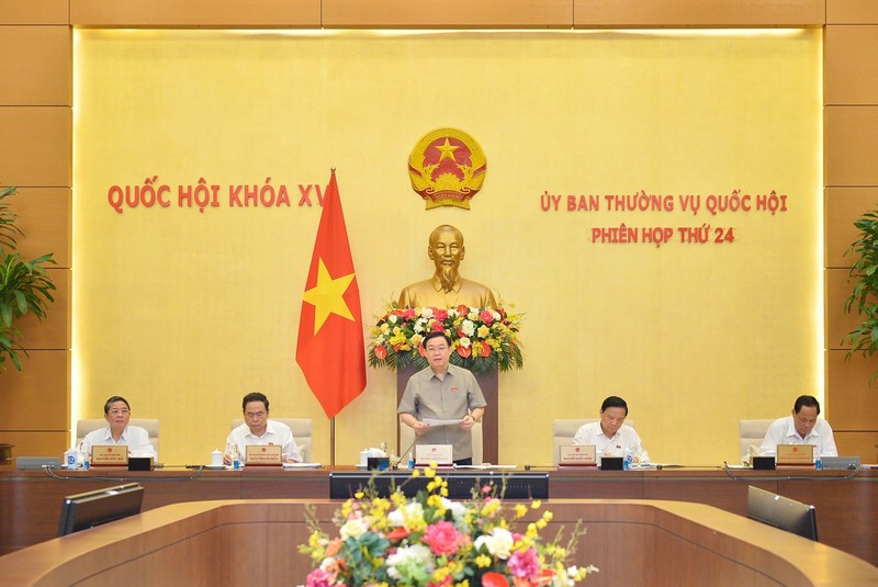 Ủy ban Thường vụ Quốc hội sẽ chất vấn Bộ trưởng Tư pháp và Bộ trưởng Nông nghiệp và Phát triển nông thôn