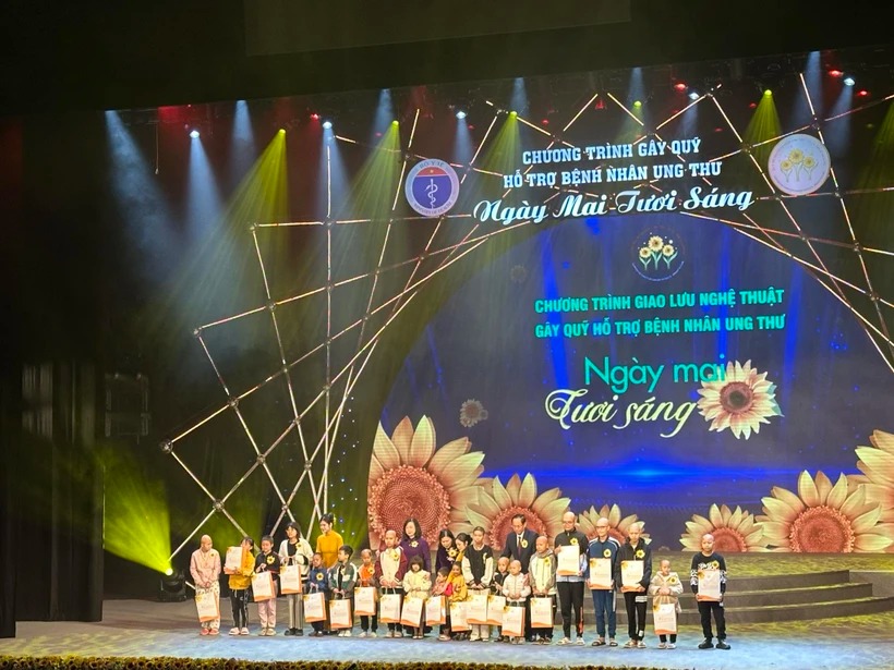 Việt Nam có khoảng 350.000 người đang sống chung với bệnh ung thư